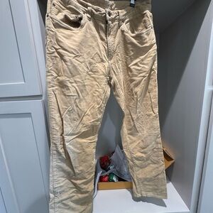 Patagonia Men's Khaki Chinos